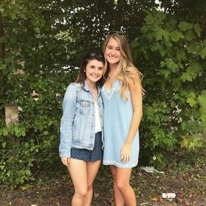 Meet your Posher, Elizabeth